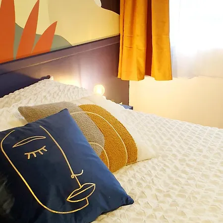 Prestige Pop Art Plaine Images